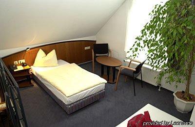 Hotel Restaurant Maitre Wernau Habitación foto