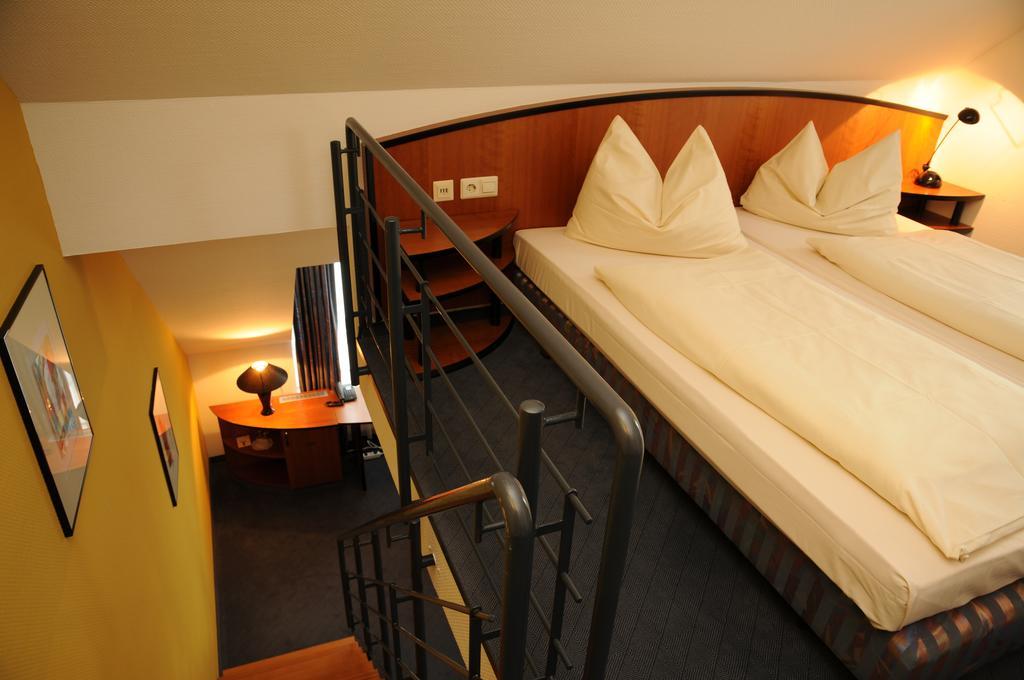 Hotel Restaurant Maitre Wernau Habitación foto